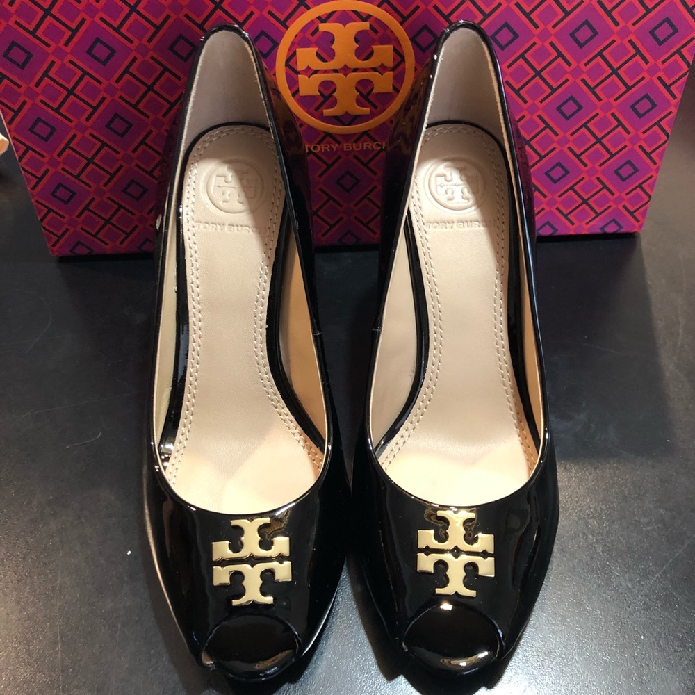 ❌SOLD❌ Tory Burch Black Jade 85MM Open toe Wedge